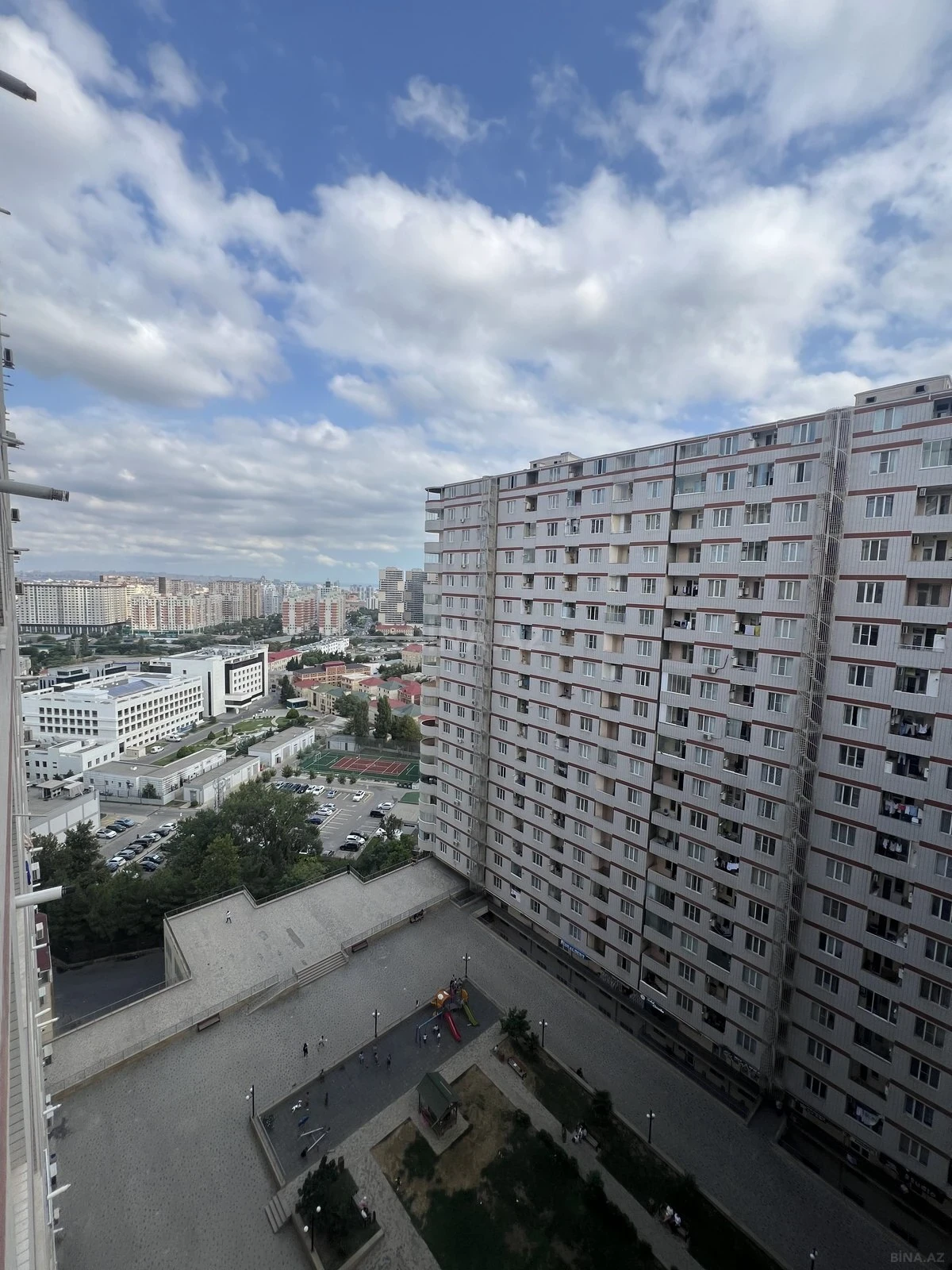 Kirayə verilir 2 otaqlı mənzil 64 m²