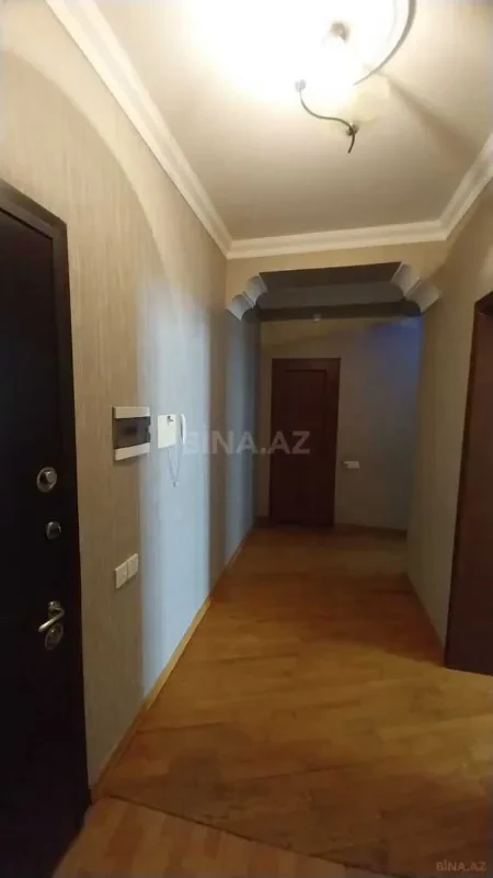 Kirayə verilir 2 otaqlı mənzil 64 m²