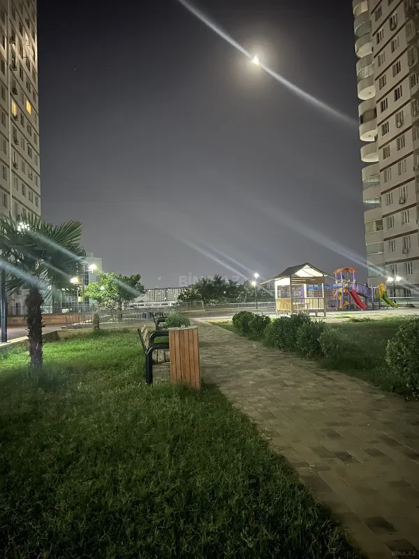 Kirayə verilir 2 otaqlı mənzil 64 m²
