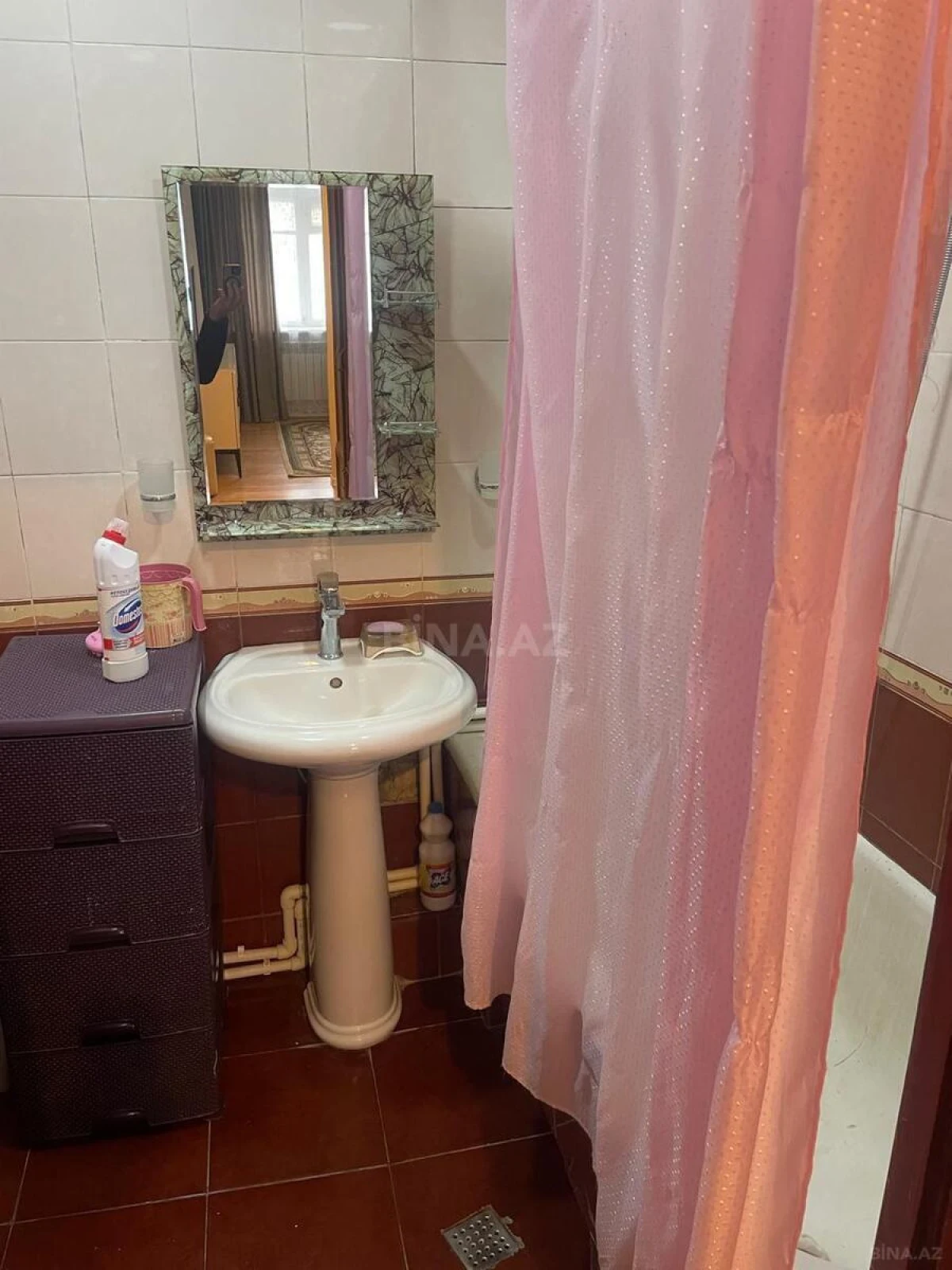 Kirayə verilir 2 otaqlı mənzil 50 m²