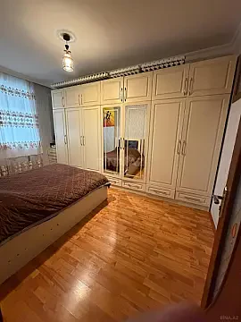 Satılır 3 otaqlı mənzil 74 m²