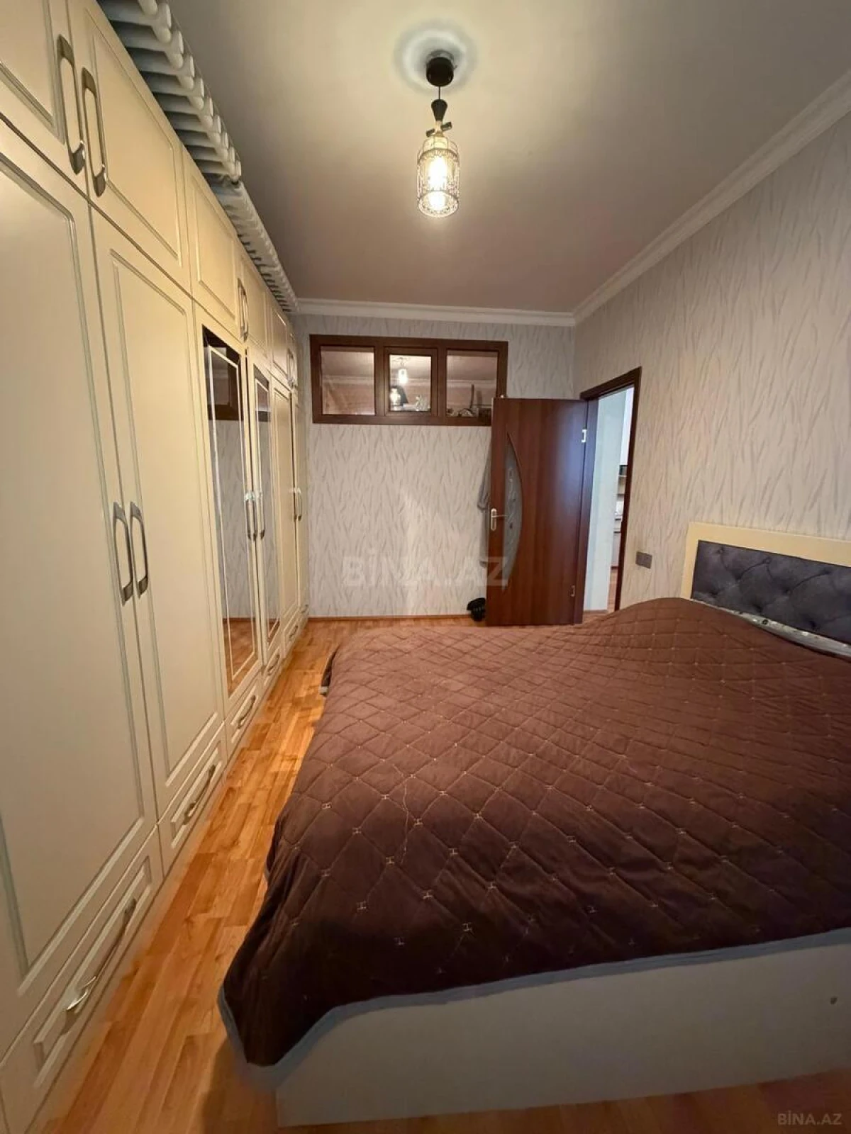 Satılır 3 otaqlı mənzil 74 m²