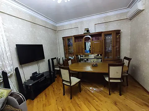 Satılır 3 otaqlı mənzil 140 m² — Bakı, Həzi Aslanov qəs. 3 otaq 140.00 m²