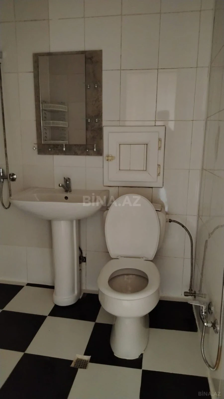 Satılır 1 otaqlı mənzil 50 m²