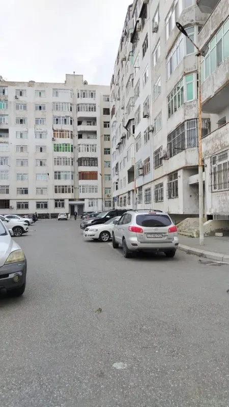 Satılır 1 otaqlı mənzil 50 m²