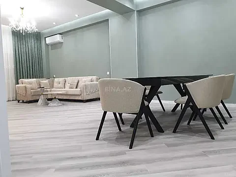 Kirayə verilir 3 otaqlı mənzil 141 m²