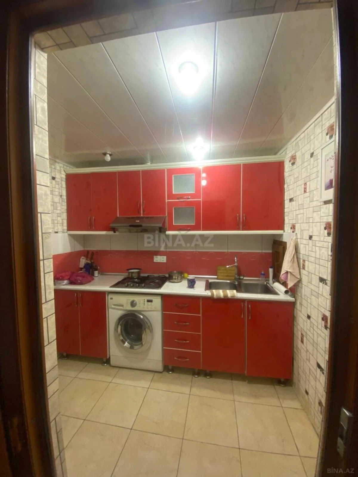 Kirayə verilir 2 otaqlı mənzil 65 m²