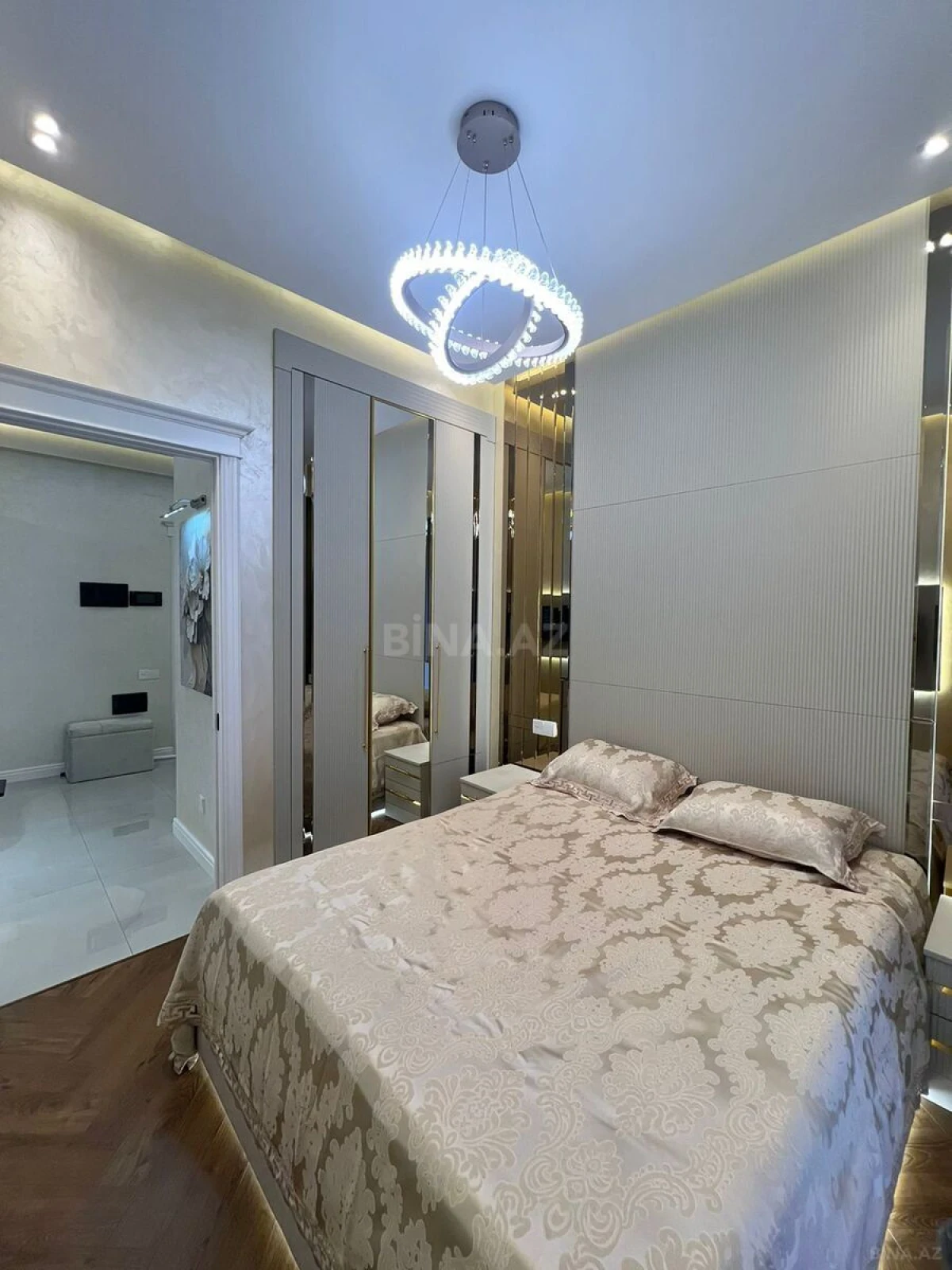 Satılır 2 otaqlı mənzil 47 m²