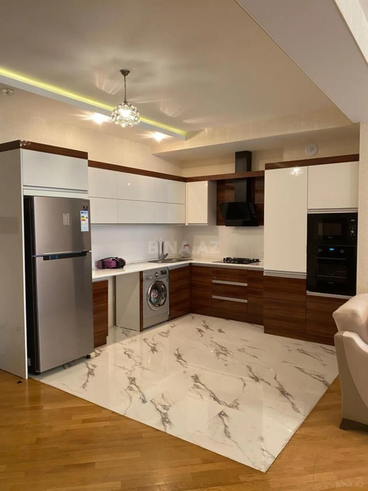 Kirayə verilir 3 otaqlı mənzil 100 m²