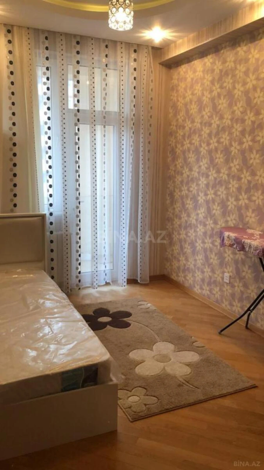 Kirayə verilir 3 otaqlı mənzil 100 m²