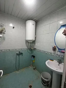 Kirayə verilir 2 otaqlı mənzil 80 m²