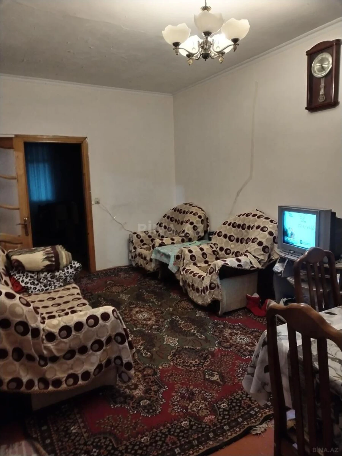 Kirayə verilir 2 otaqlı mənzil 80 m²