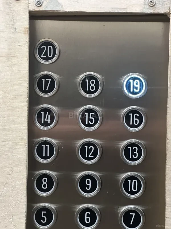 Satılır 3 otaqlı mənzil 94 m²