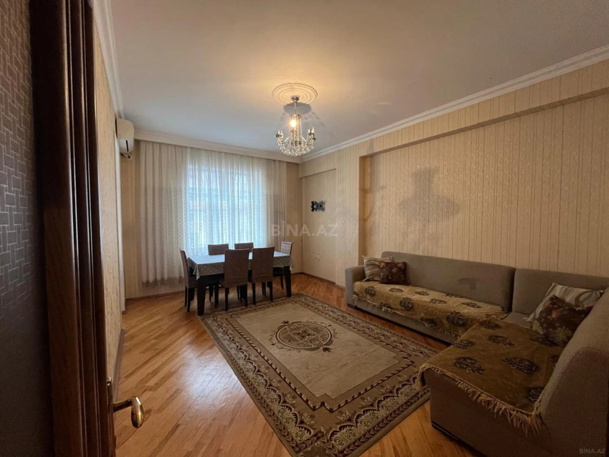 Kirayə verilir 2 otaqlı mənzil 62 m²