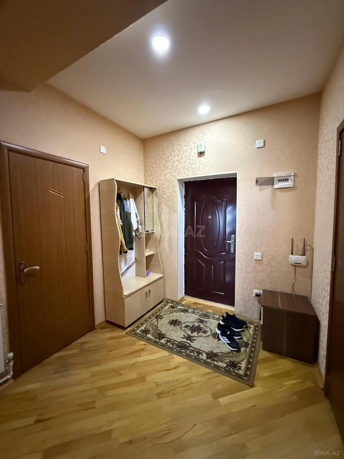 Kirayə verilir 2 otaqlı mənzil 60 m²