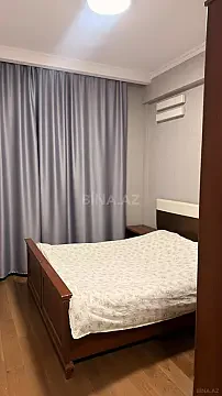 Kirayə verilir 2 otaqlı mənzil 60 m²