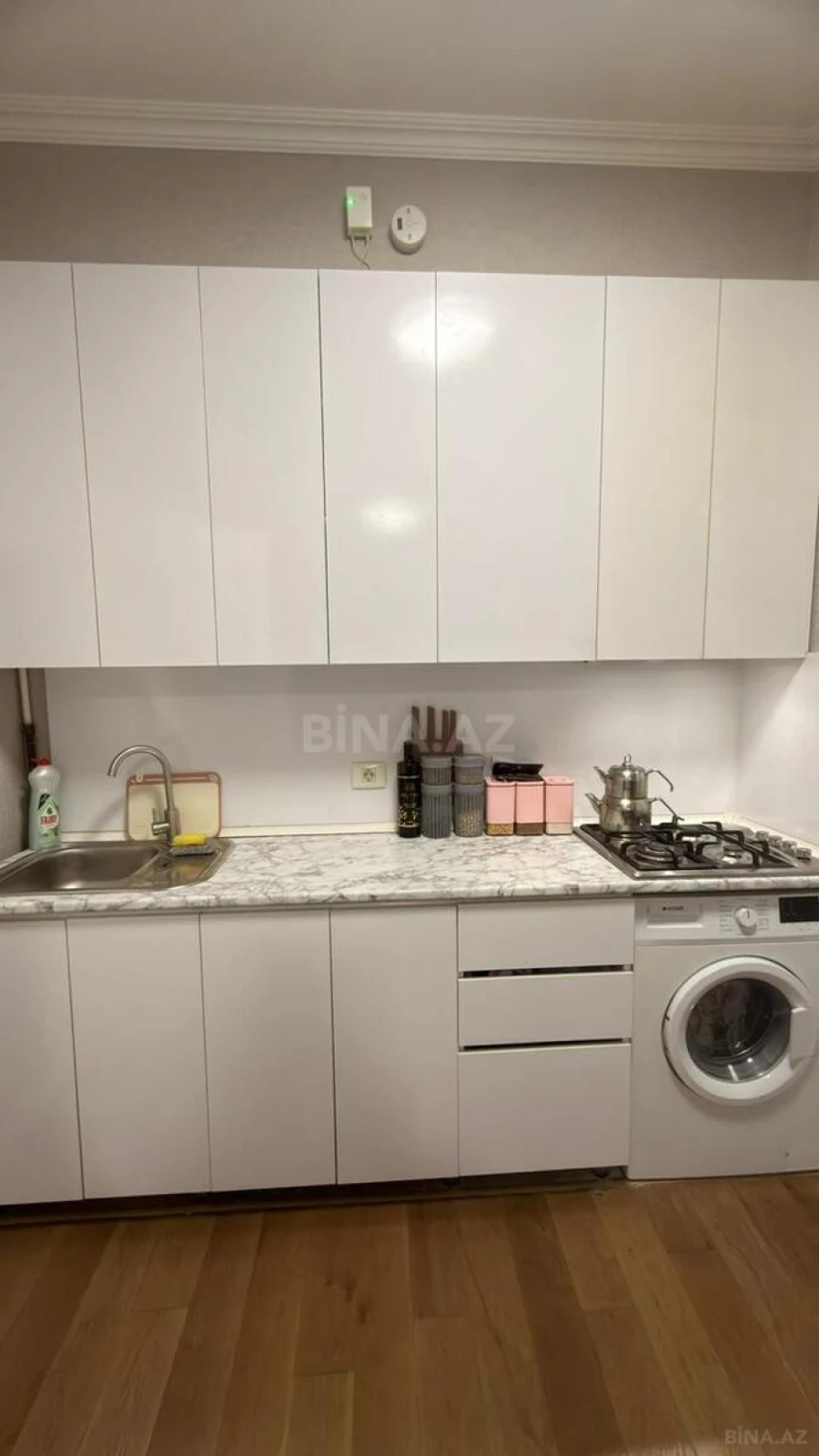 Kirayə verilir 2 otaqlı mənzil 60 m²