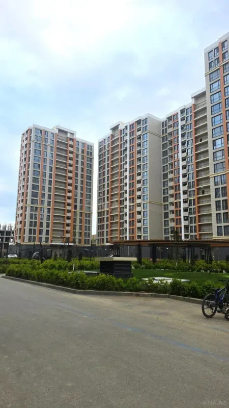 Kirayə verilir 2 otaqlı mənzil 60 m²