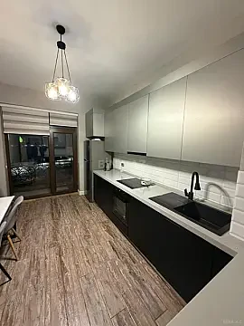 Kirayə verilir 4 otaqlı mənzil 140 m² — Bakı 4 otaq 140.00 m²