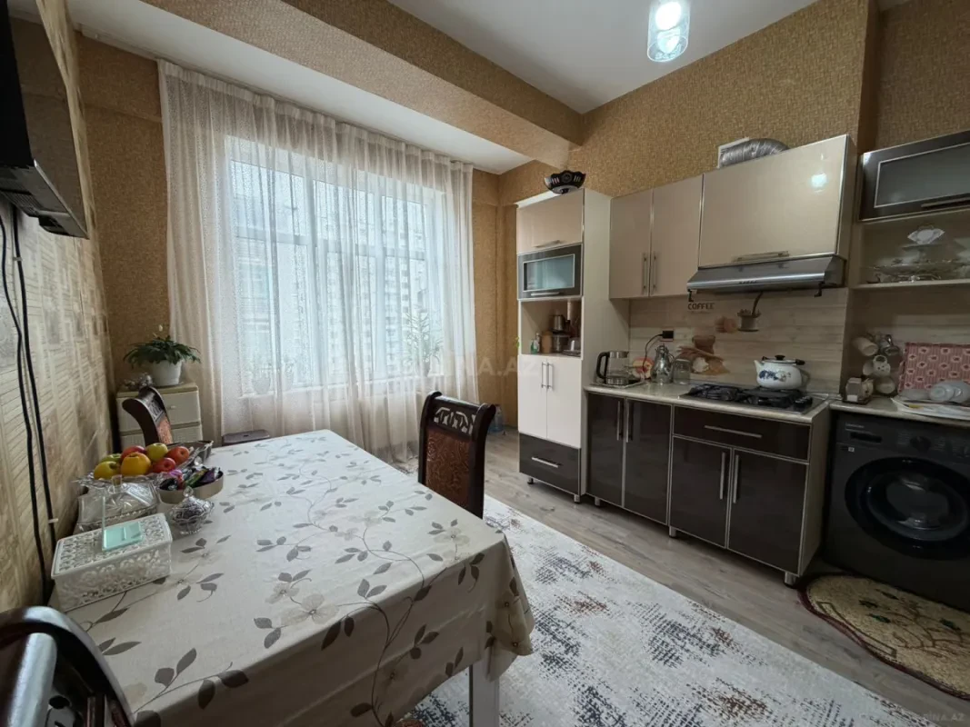 Satılır 3 otaqlı mənzil 95 m²