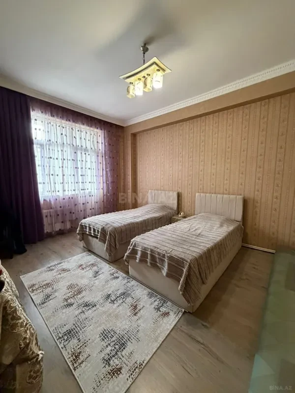 Satılır 3 otaqlı mənzil 95 m²