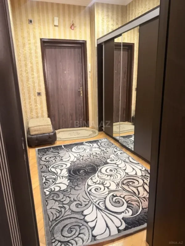 Kirayə verilir 2 otaqlı mənzil 64 m²