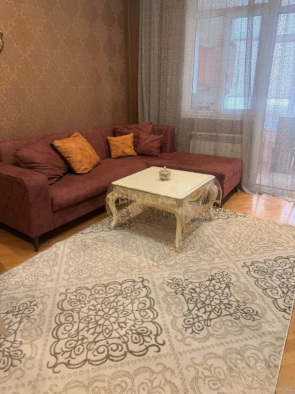 Kirayə verilir 2 otaqlı mənzil 64 m²