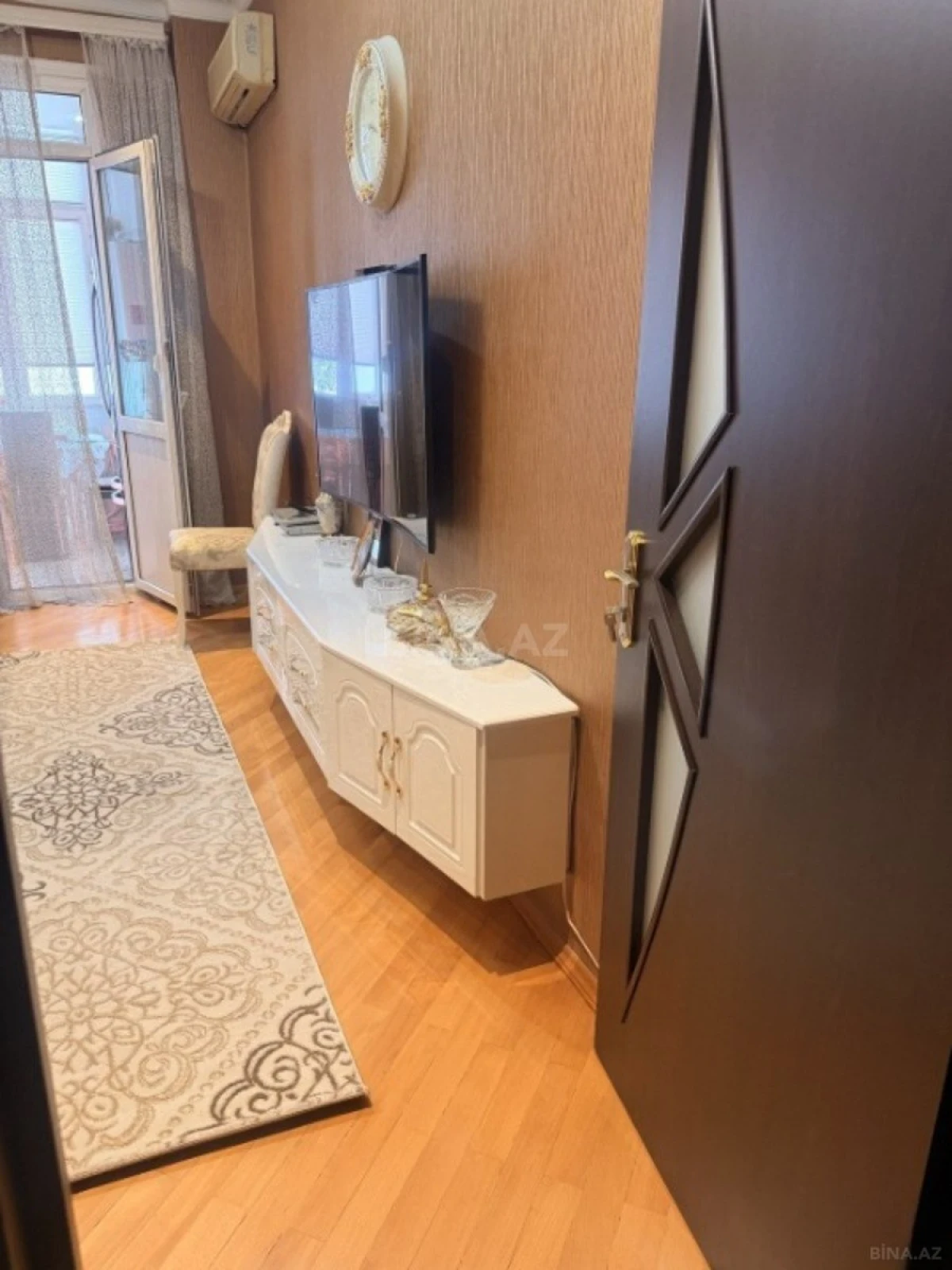 Kirayə verilir 2 otaqlı mənzil 64 m²