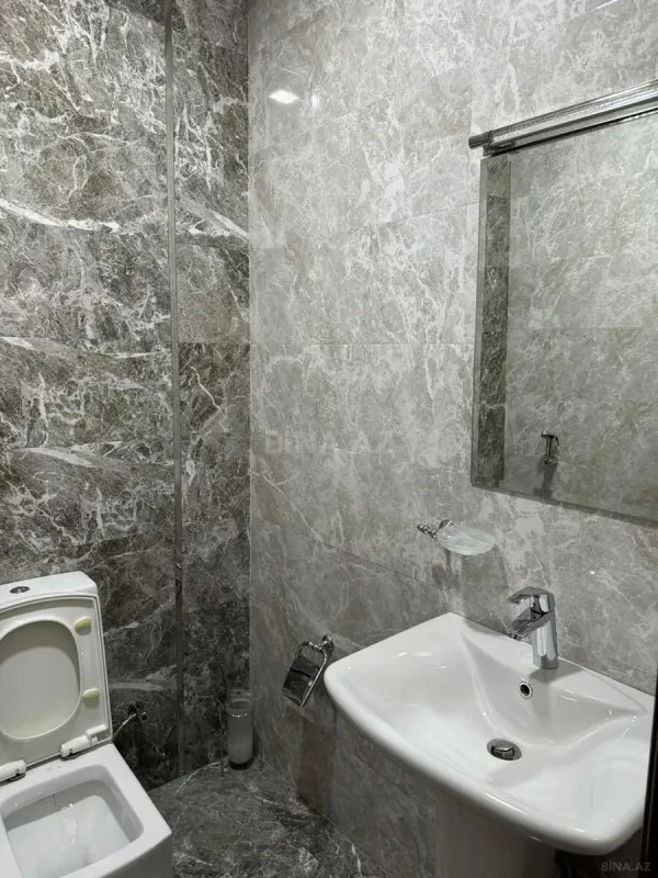 Kirayə verilir 3 otaqlı mənzil 150 m²