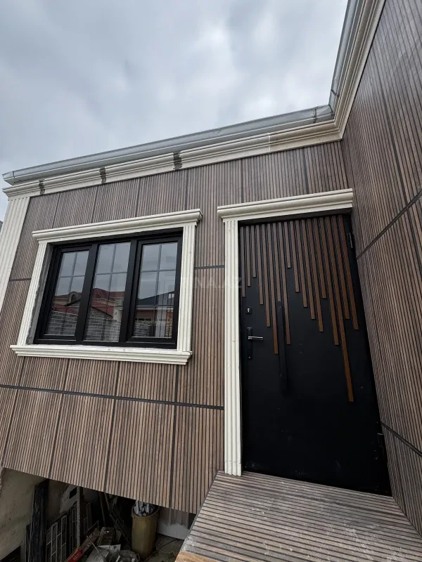 Satılır 5 otaqlı həyət evi 155 m²