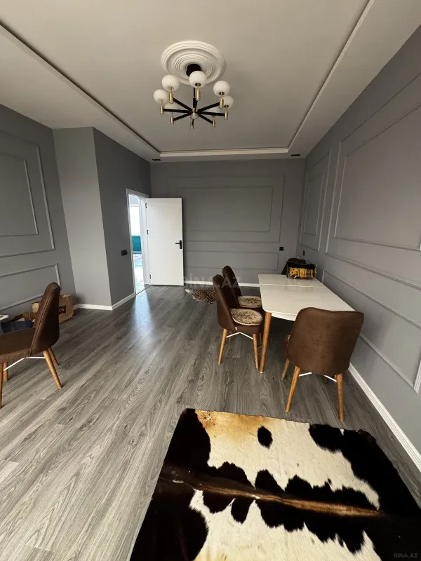 Satılır 5 otaqlı həyət evi 155 m²