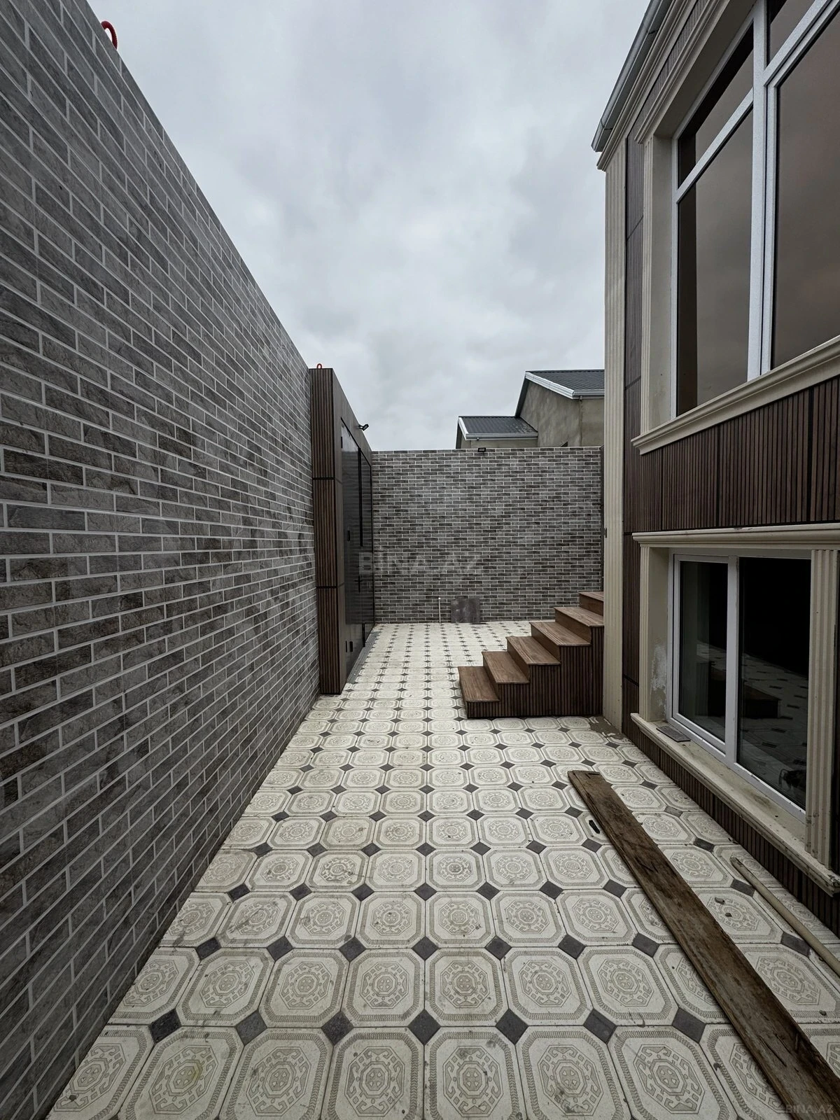 Satılır 5 otaqlı həyət evi 155 m²