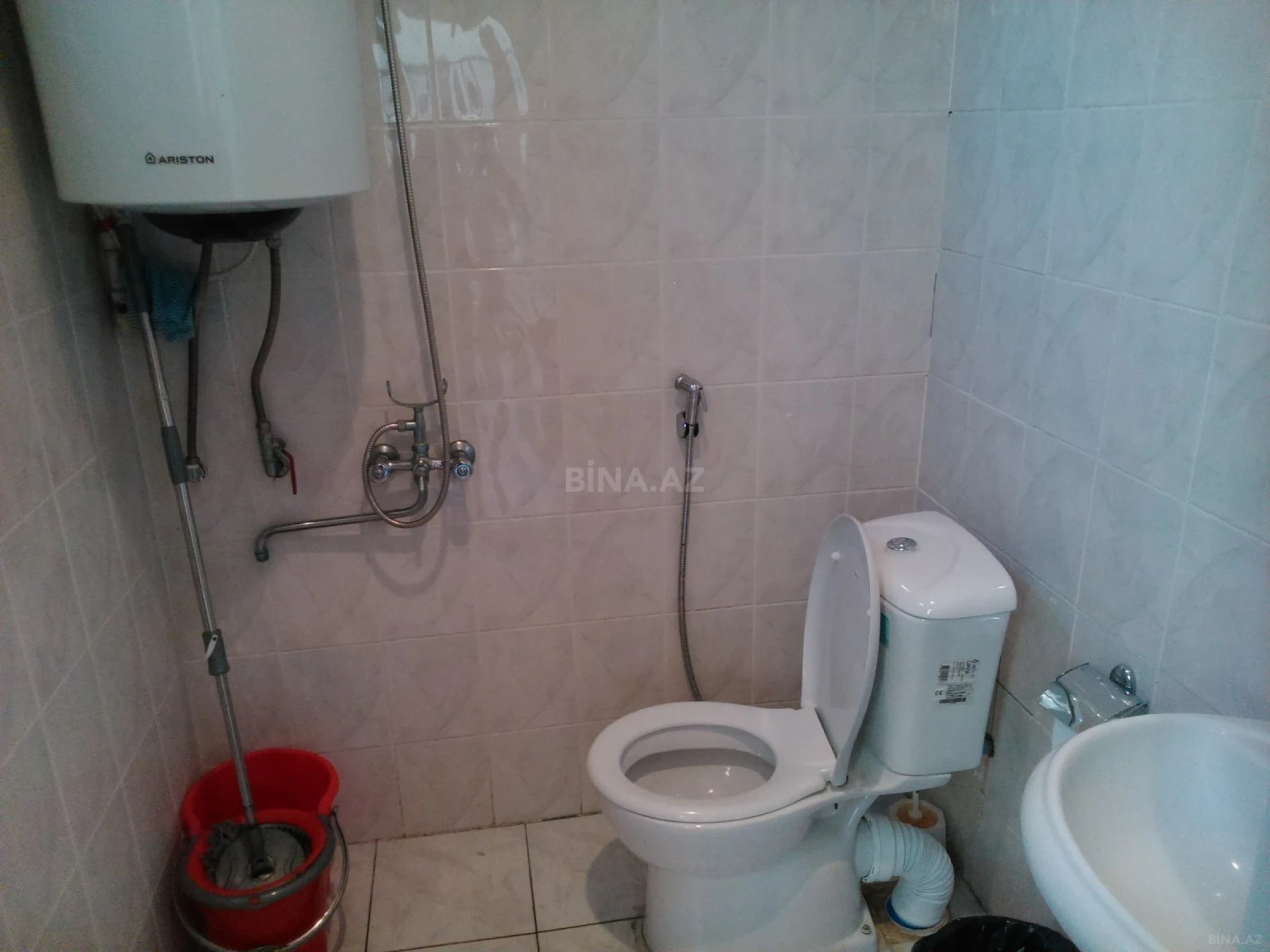 Kirayə verilir 2 otaqlı ofis 80 m²