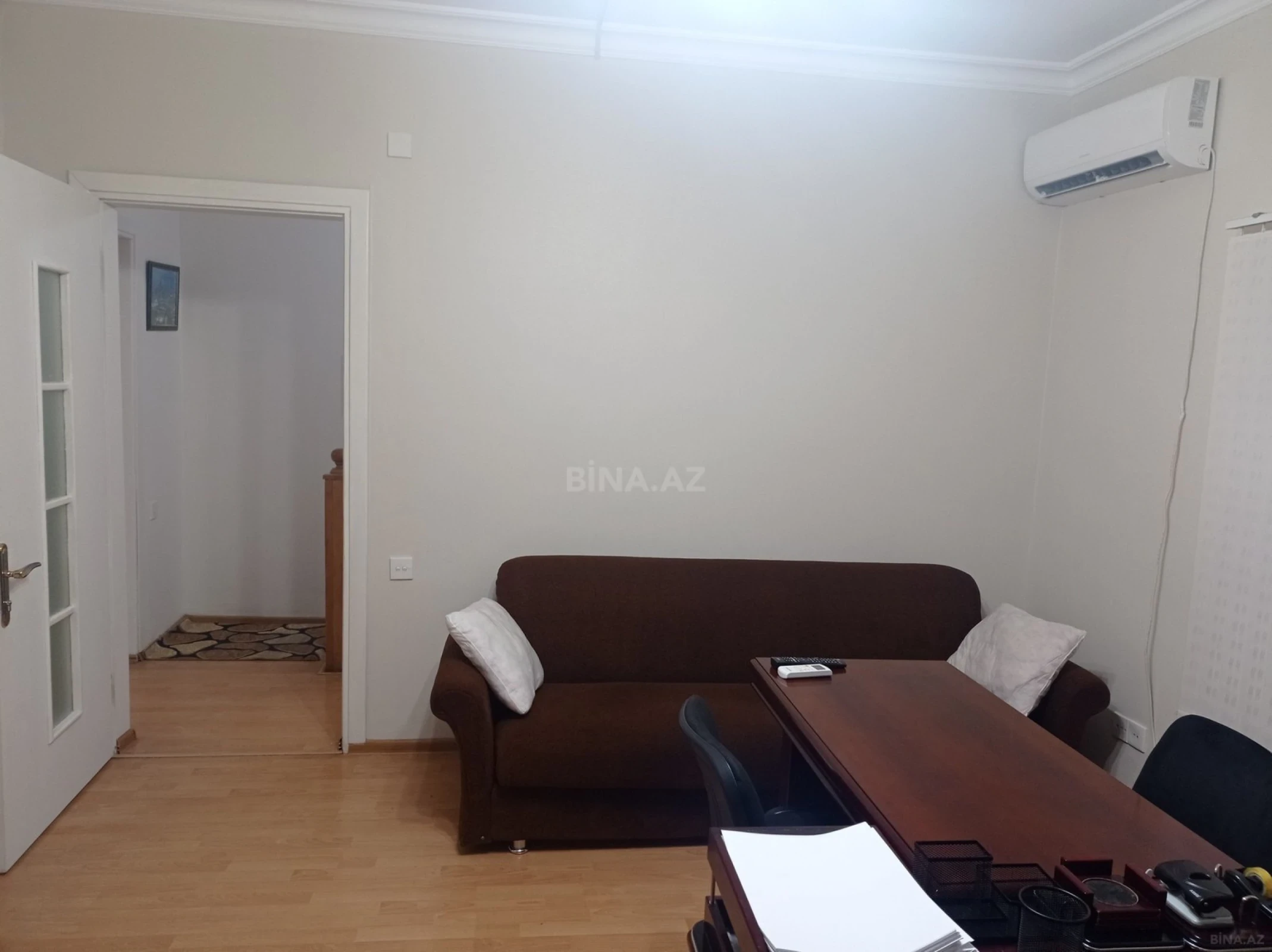 Kirayə verilir 2 otaqlı ofis 80 m²