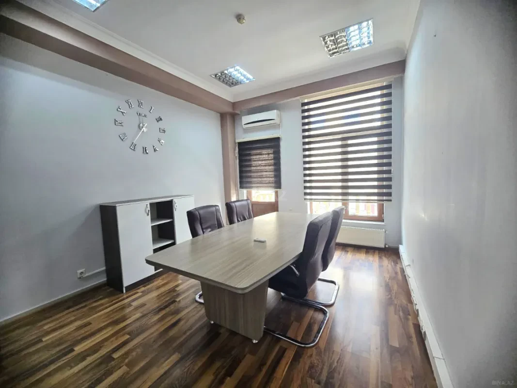 Kirayə verilir 3 otaqlı ofis 100 m²