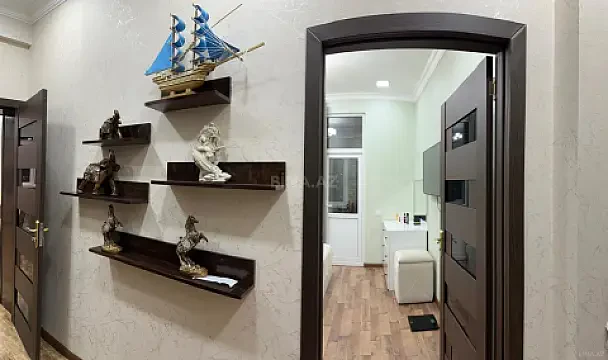 Kirayə verilir 2 otaqlı mənzil 62 m²
