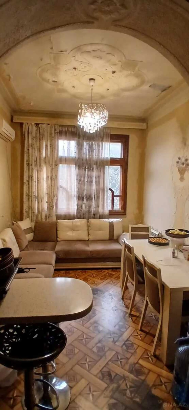 Satılır 3 otaqlı mənzil 100 m²