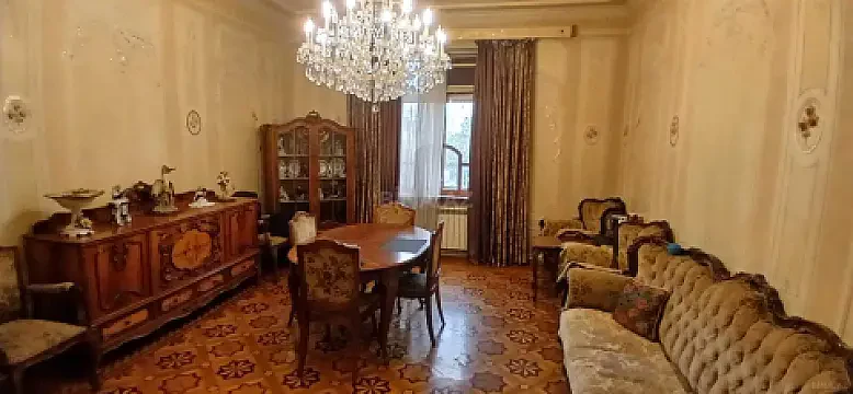 Satılır 3 otaqlı mənzil 100 m²