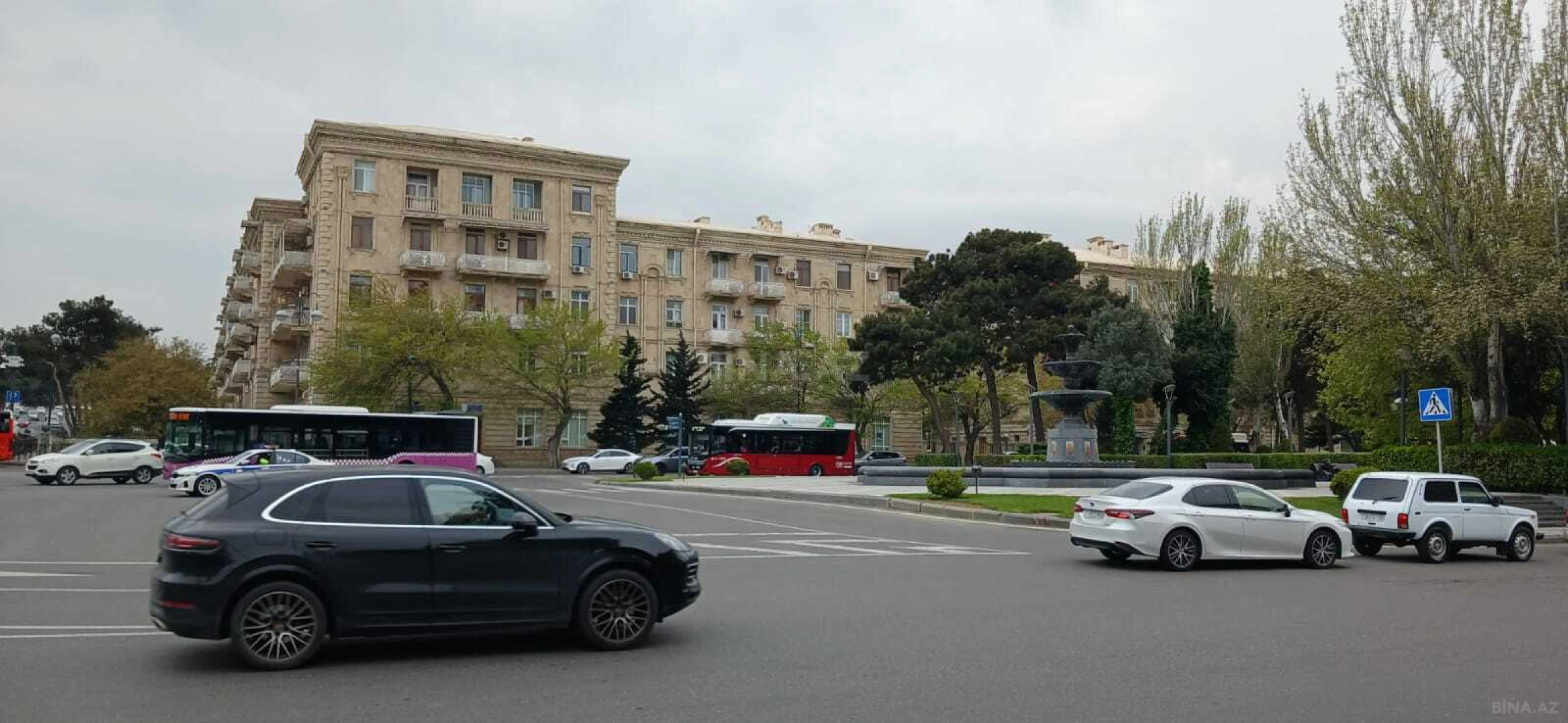 Satılır 3 otaqlı mənzil 100 m²