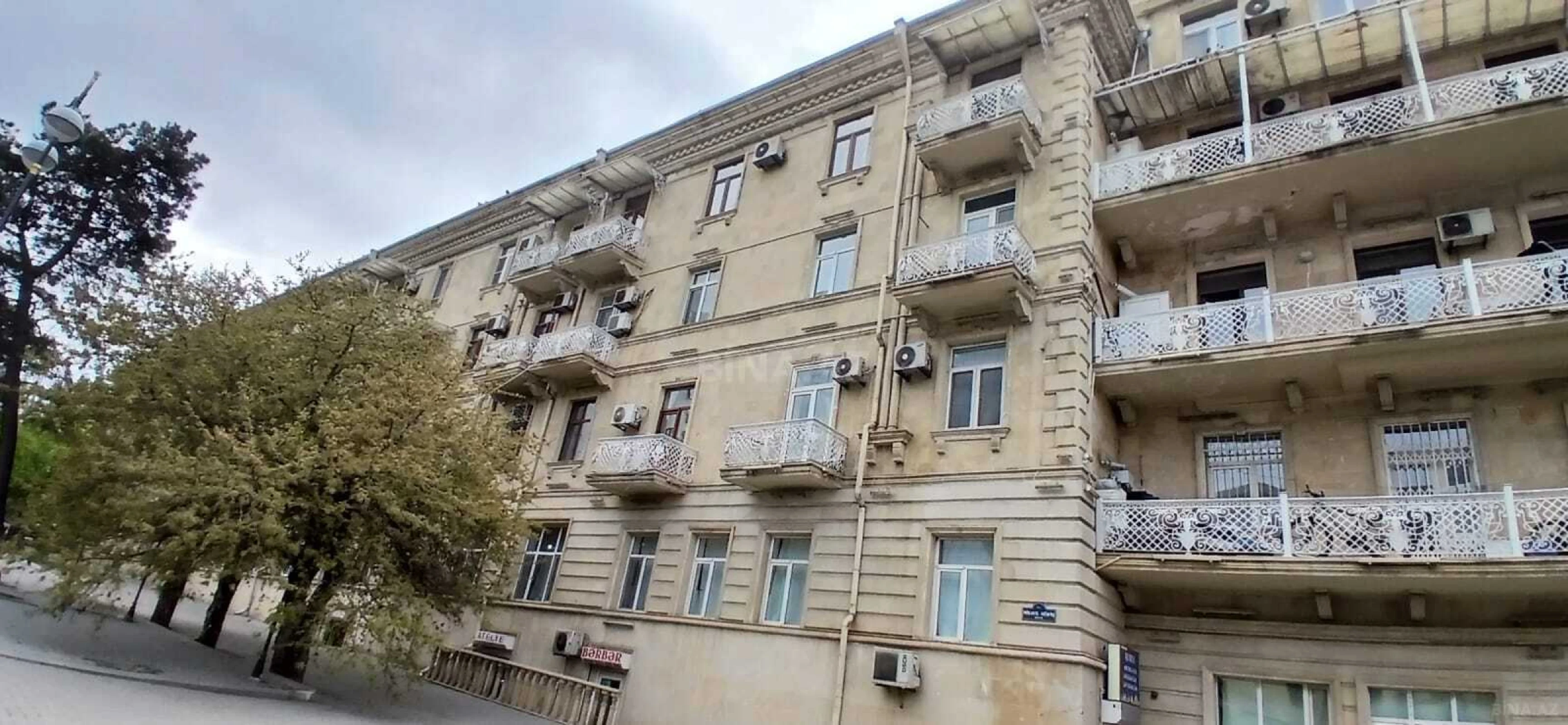 Satılır 3 otaqlı mənzil 100 m²