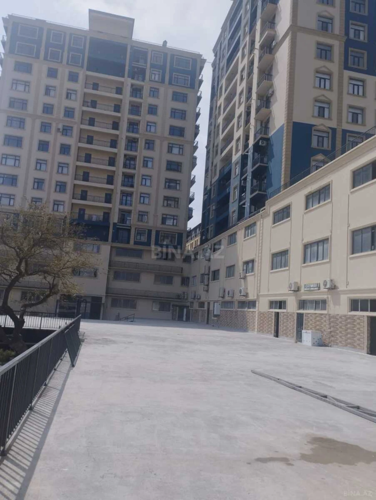 Satılır 1 otaqlı mənzil 44.3 m²