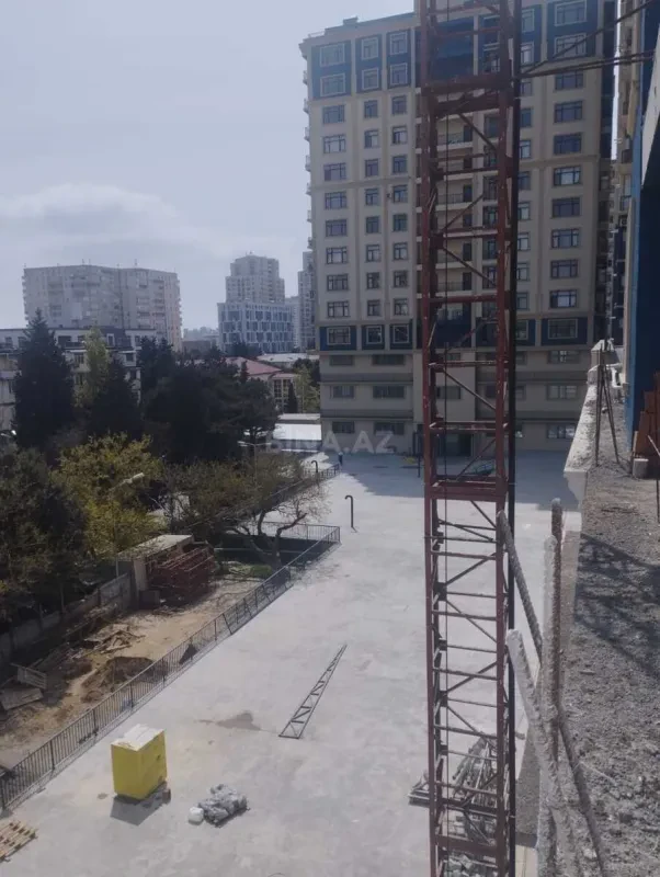 Satılır 1 otaqlı mənzil 44.3 m²