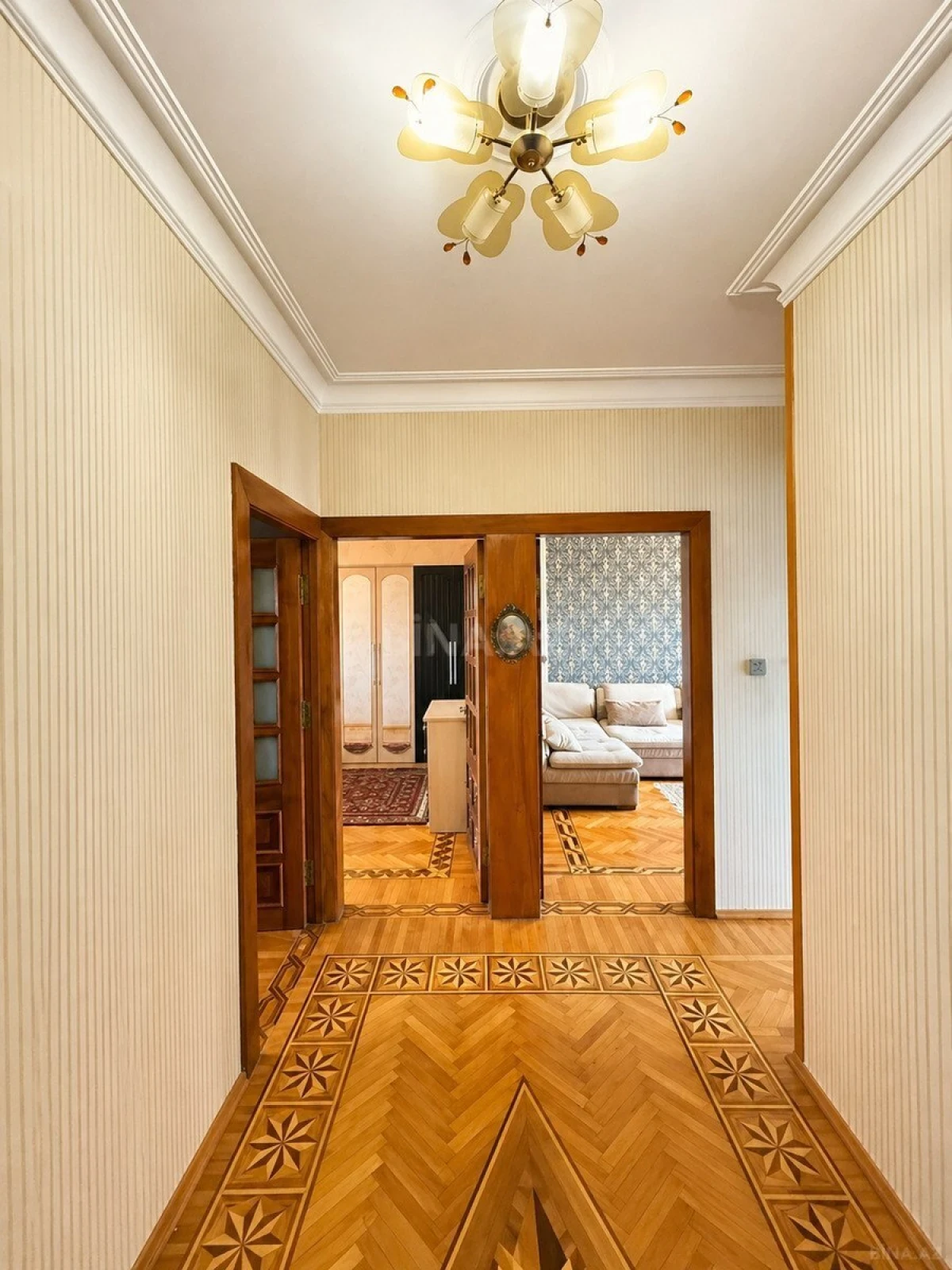 Satılır 3 otaqlı mənzil 90 m²