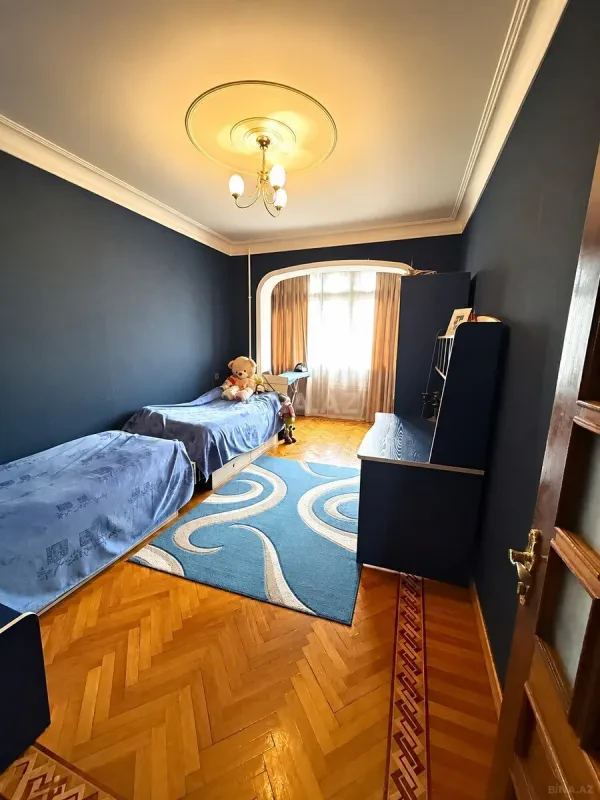 Satılır 3 otaqlı mənzil 90 m²