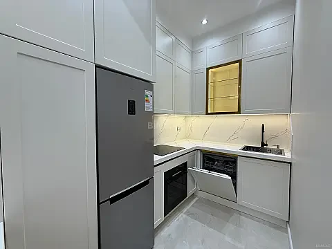 Kirayə verilir 3 otaqlı mənzil 100 m²