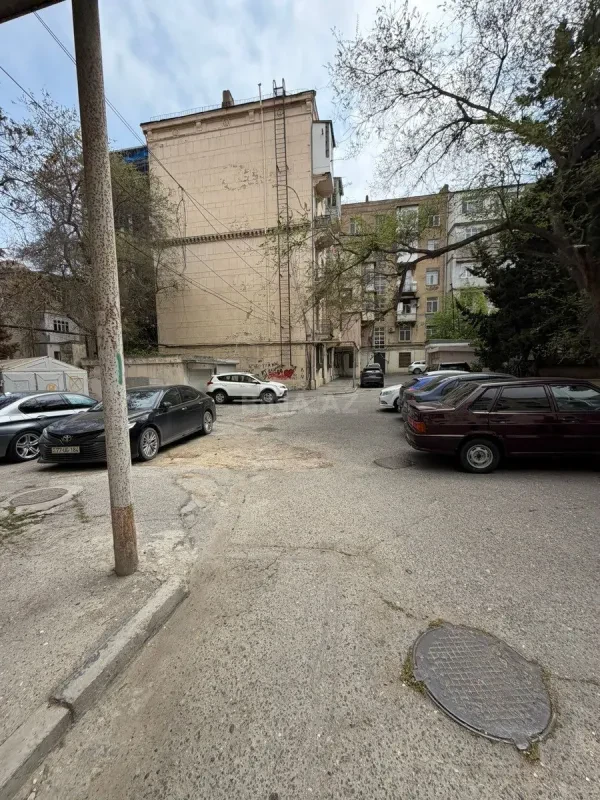 Satılır 2 otaqlı mənzil 62 m²