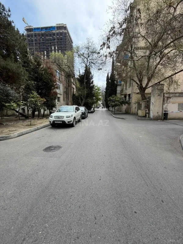 Satılır 2 otaqlı mənzil 62 m²
