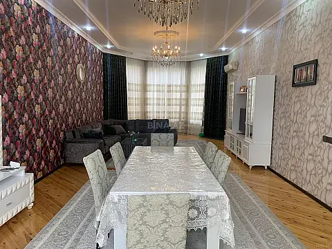 Satılır 4 otaqlı həyət evi 240 m² — Gəncə 4 otaq 240.00 m²