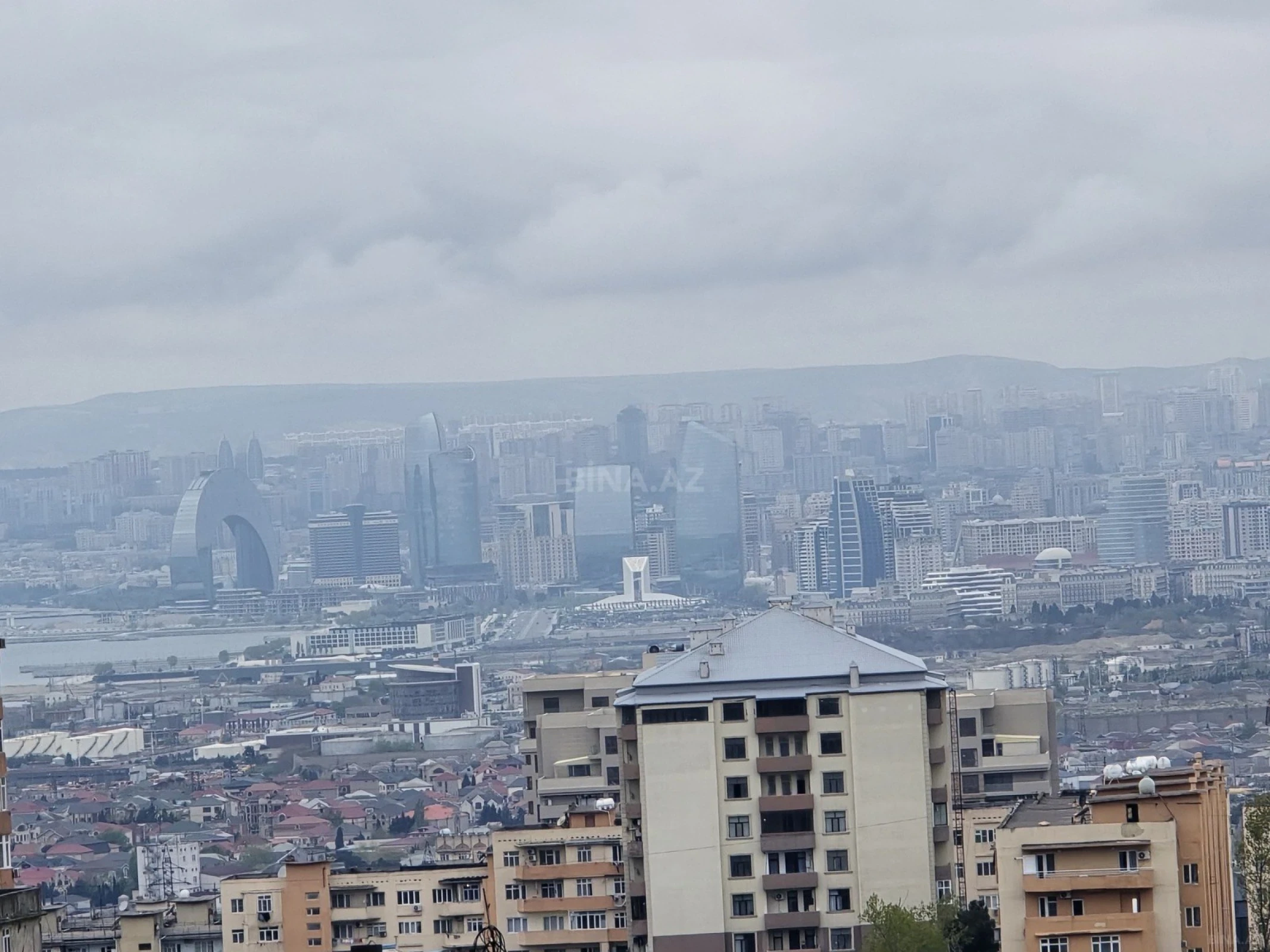 Satılır 2 otaqlı mənzil 55 m²