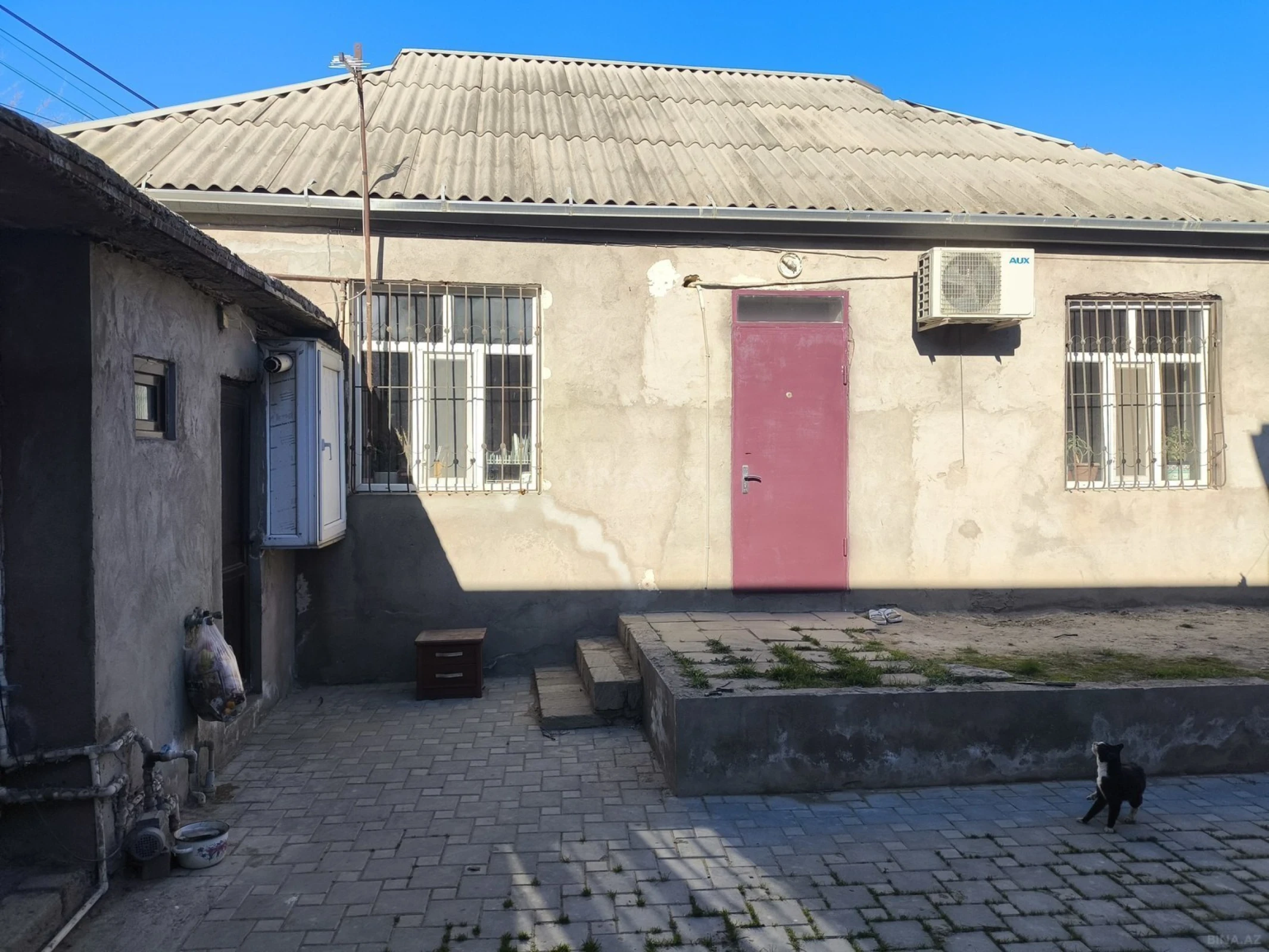 Satılır 3 otaqlı həyət evi 100 m²